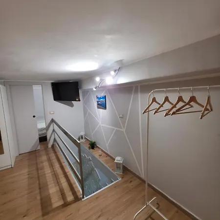 La Casa Di Rocco - *