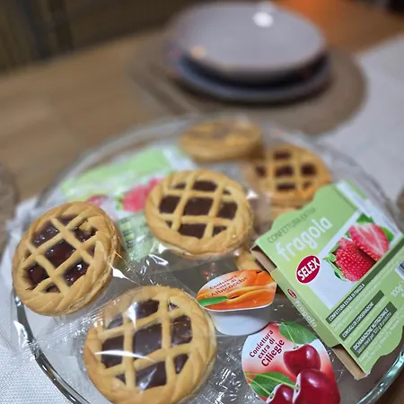 La Casa Di Rocco - *